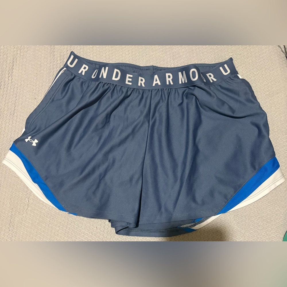 Lot of 3 Under Armour Elastic Waist Size Large Womans Shorts - Picture 10 of 10